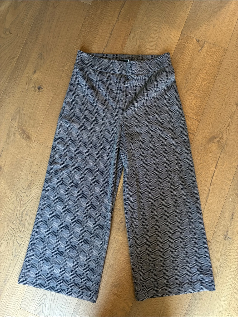 Joseph Ribkoff Wide-Leg Plaid Crop Pants - Gray